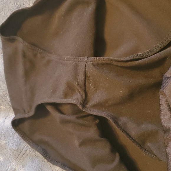 Reebok shorts - Picture 3 of 6